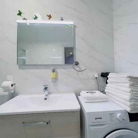 Jelena 6 아파트 Zvekovica