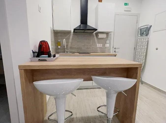 Jelena 6 * Zvekovica